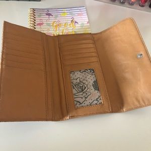 Guess wallet